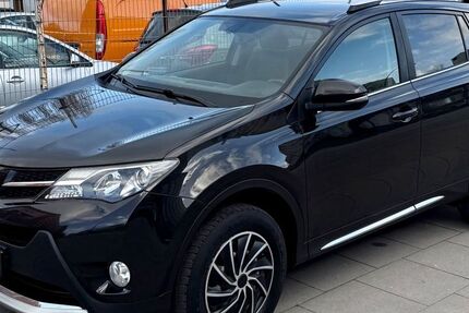 Toyota RAV 4 158.000 km 14.950 &euro; Hamburg 20097