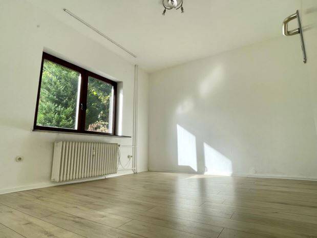 Einfamilienhaus Hamburg Lurup - 7 Zimmer, 170 m&sup2;, 670.000&euro; | Angebot:25797123