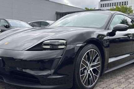 Porsche Taycan 111.532 km 49.950 &euro; Hamburg 22047