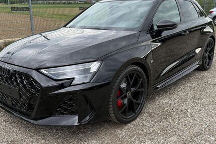 Audi RS3 1.500 km 70.990 &euro; Norderstedt 22844