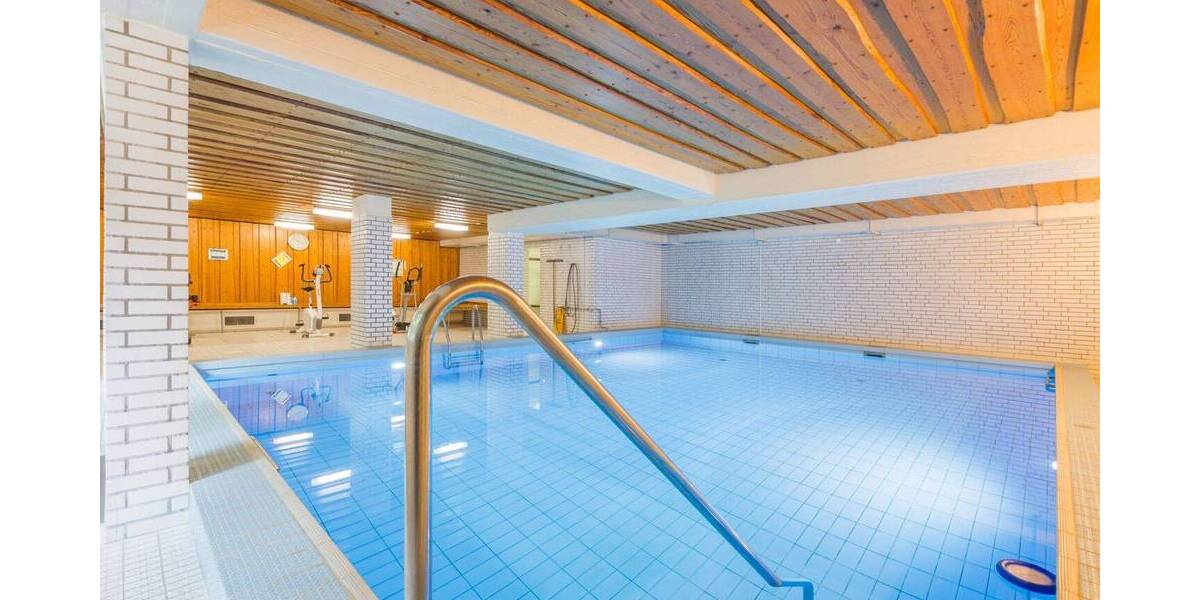 Etagenwohnung Hamburg Poppenbüttel - 5 Zimmer, 145 m&sup2;, 495.000&euro; | Angebot:25698610