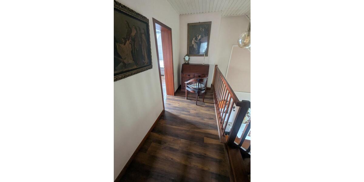 Einfamilienhaus Steinburg - 9 Zimmer, 264 m&sup2;, 650.000&euro; | Angebot:26826348