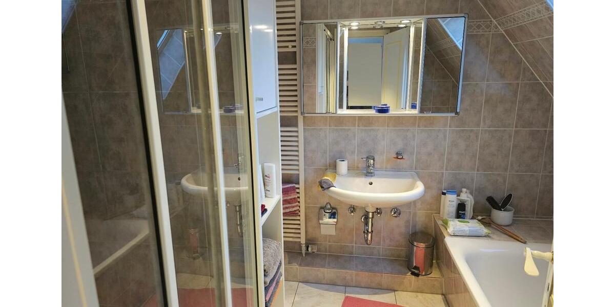 Reihenhaus Pinneberg - 5 Zimmer, 140 m&sup2;, 549.000&euro; | Angebot:27180189