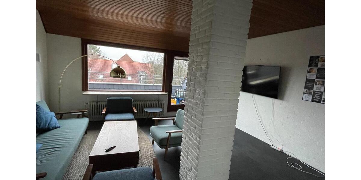 Dachgeschoßwohnung Hamburg Barmbek-Süd - 5 Zimmer, 91 m&sup2;, 2.100&euro; | Angebot:25854851