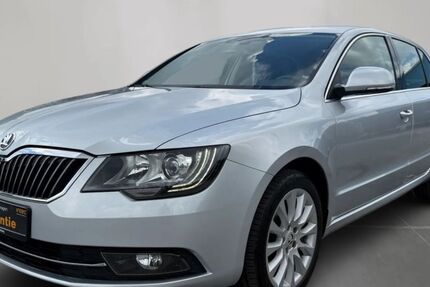 Skoda Superb 58.000 km 12.790 &euro; Hamburg 20539