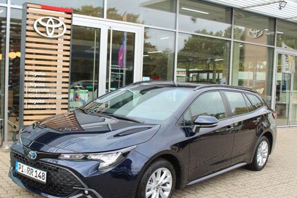 Toyota Corolla 1.200 km 30.990 &euro; Wedel 22880
