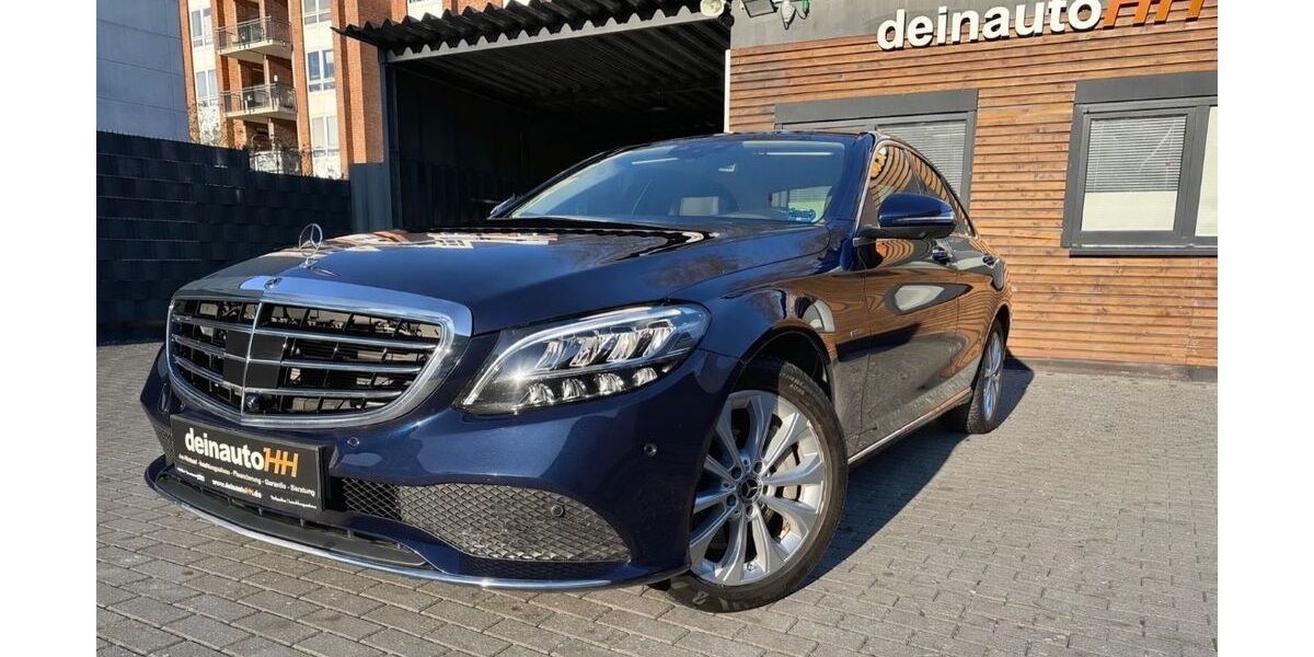 Mercedes-Benz C 300 63.347 km 26.999 &euro; Hamburg 22041