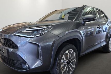 Toyota Yaris Cross 3.601 km 26.980 &euro; Hamburg 22399