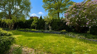 ATTRAKTIVES OBJEKT MIT ENTWICKLUNGSPOTENZIAL - Grundstück Henstedt-Ulzburg Ulzburg | Angebot:27247107