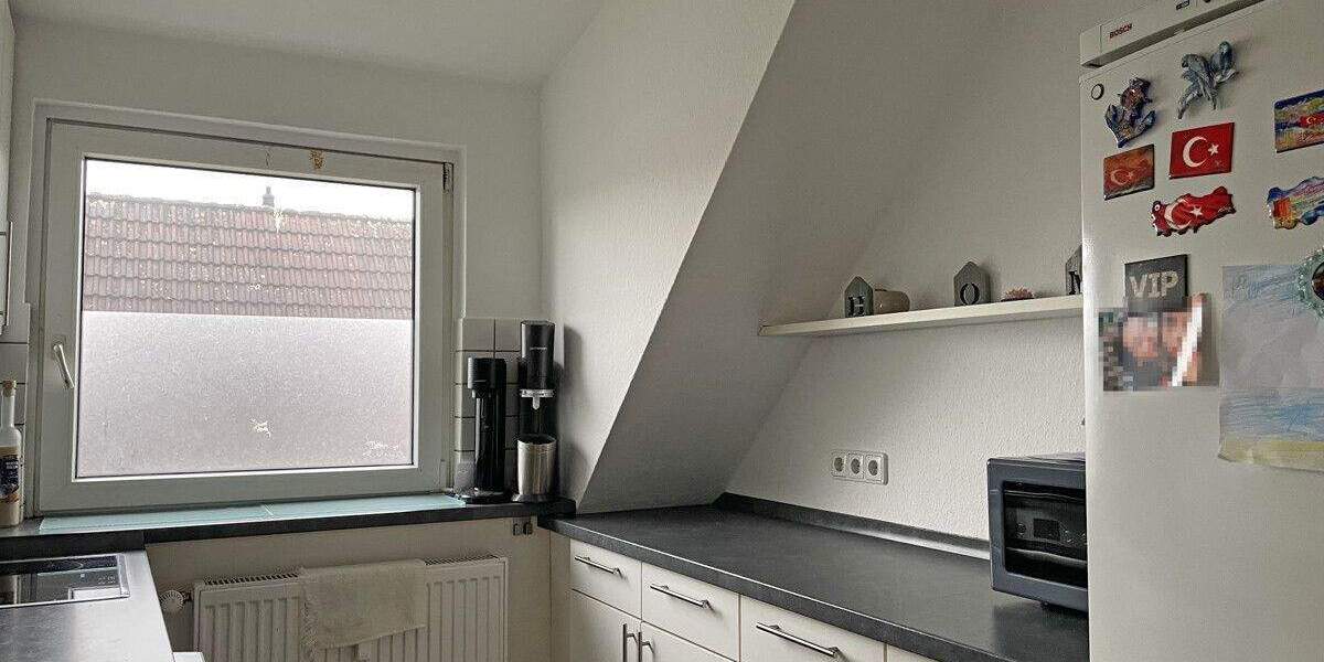 Mehrfamilienhaus, Wohnhaus Norderstedt Garstedt - 8 Zimmer, 146 m&sup2;, 599.000&euro; | Angebot:25670010