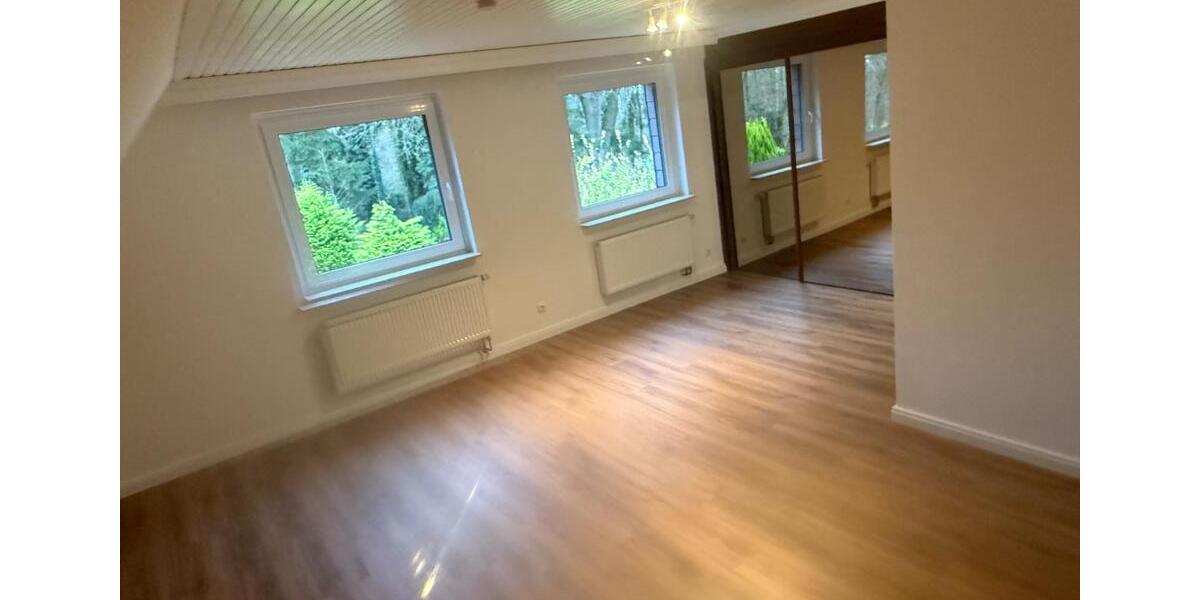 Dachgeschoßwohnung Kaltenkirchen - 2 Zimmer, 71 m&sup2;, 850&euro; | Angebot:25933900