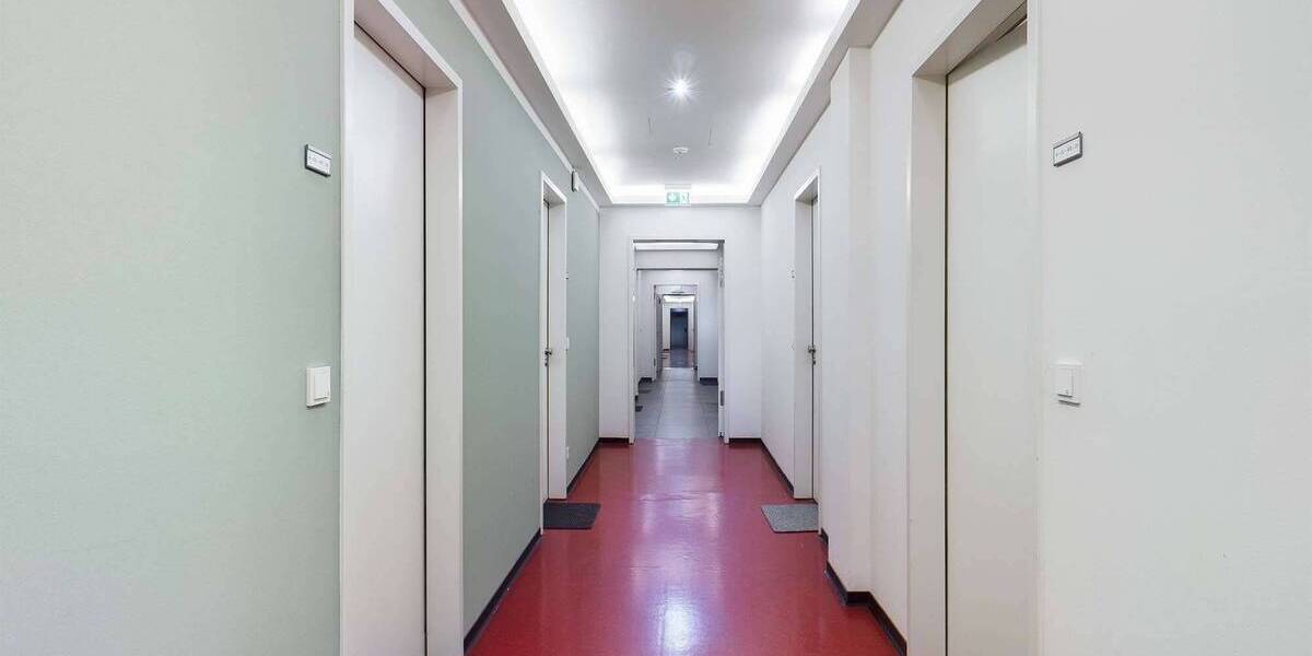 Etagenwohnung Hamburg Harvestehude - 2 Zimmer, 33 m&sup2;, 1.221&euro; | Angebot:25698885