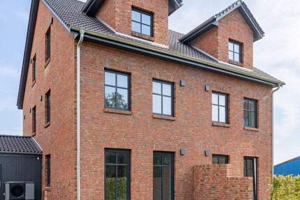 Haus Seestermühe - 4 Zimmer, 142 m&sup2;, 2.200&euro; | Angebot:25734014