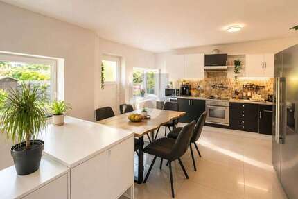 Haus Hamburg Langenhorn Langenhorn - 3.5 Zimmer, 100 m&sup2;, 560.000&euro; | Angebot:27022016