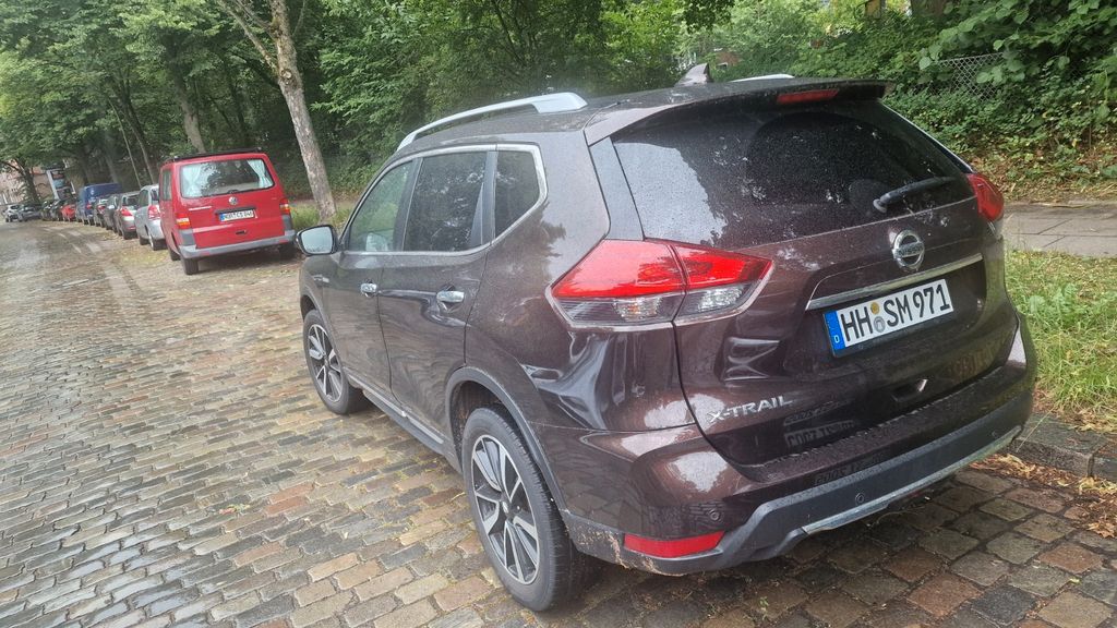 Nissan X-Trail 80.000 km 17.999 &euro; Hamburg 22081