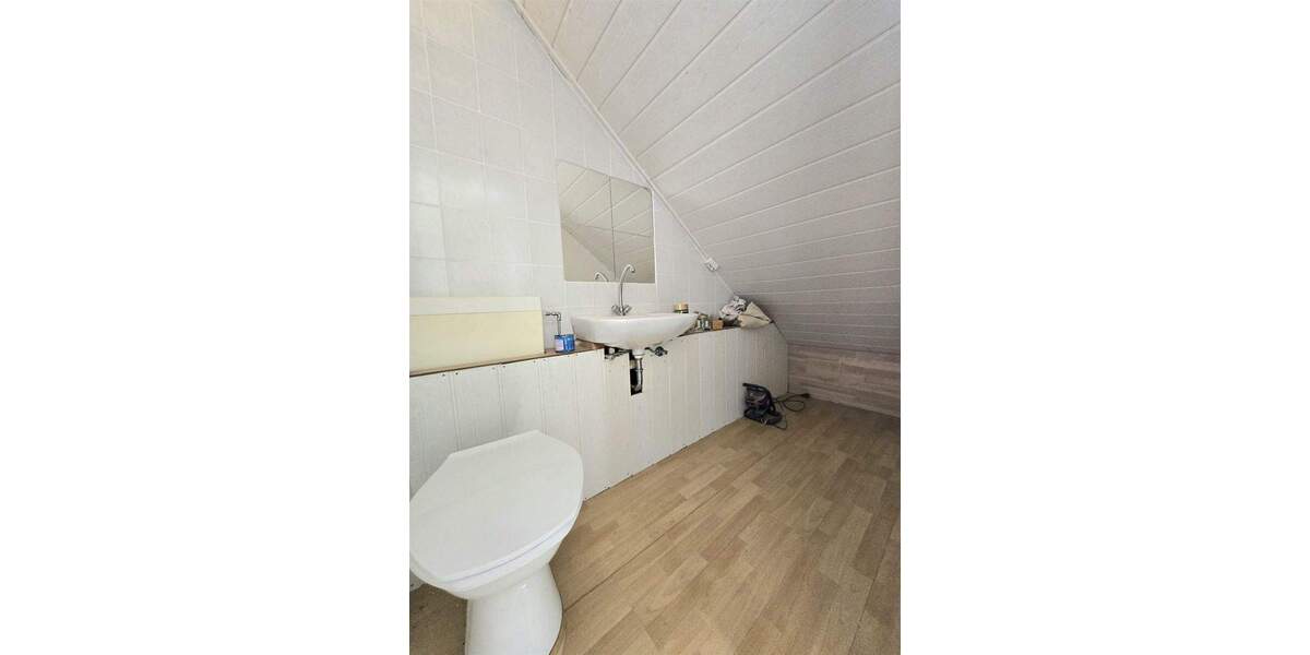 Etagenwohnung Nahe - 6 Zimmer, 145 m&sup2;, 299.000&euro; | Angebot:25682395