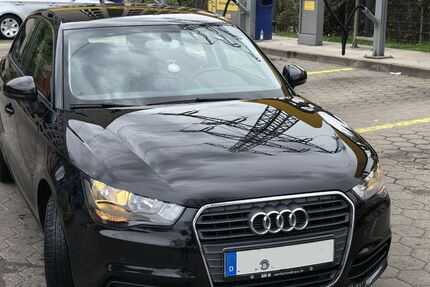 Audi A1 63.000 km 13.500 &euro; Hamburg 22297