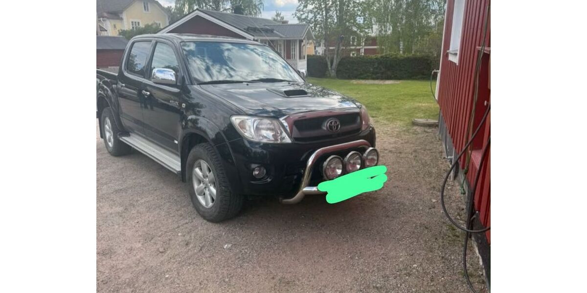 Toyota Hilux 220.000 km 12.499 &euro; Hamburg 20539
