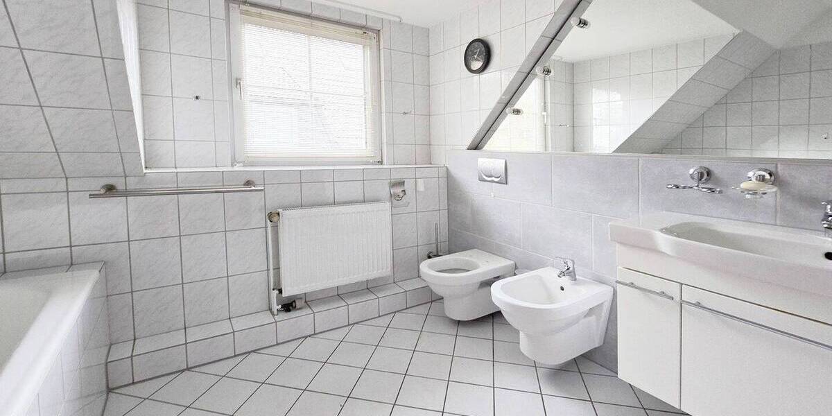 Doppelhaushälfte Hamburg Rahlstedt - 3 Zimmer, 110 m&sup2;, 1.639&euro; | Angebot:25969677