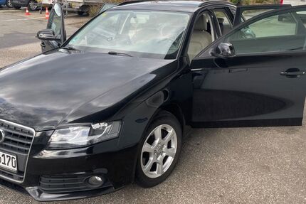 Audi A4 273.600 km 5.500 &euro; Hamburg 22177