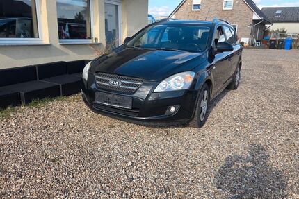 Kia ceed / Ceed 130.000 km 1.390 &euro; Kaltenkirchen 24568