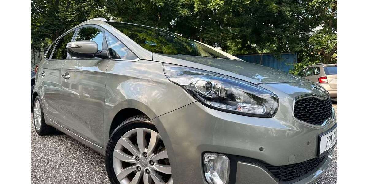 Kia Carens 163.031 km 7.990 &euro; Hamburg 21079