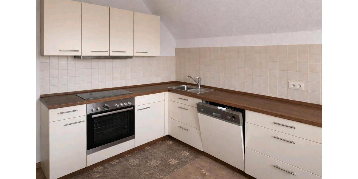 Etagenwohnung Pinneberg - 3 Zimmer, 120 m&sup2;, 1.540&euro; | Angebot:25960011