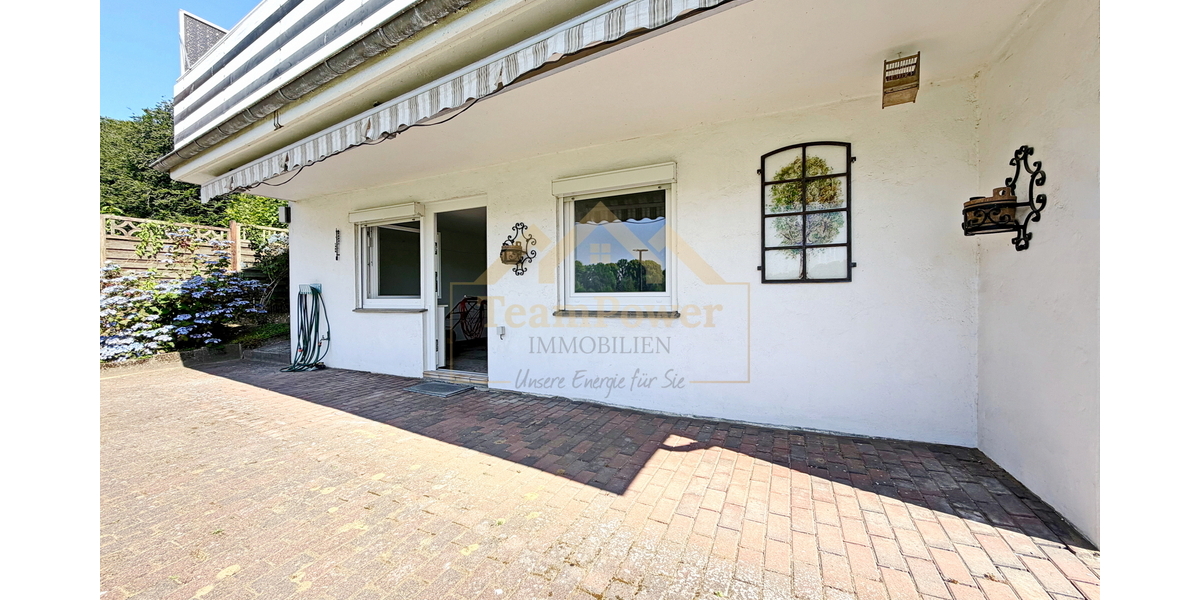 Familienfreundliches EFH mit Garten, Balkon & vielseitigem Souterrain zur Miete - Einfamilienhaus Bad Bramstedt | Angebot:26960572