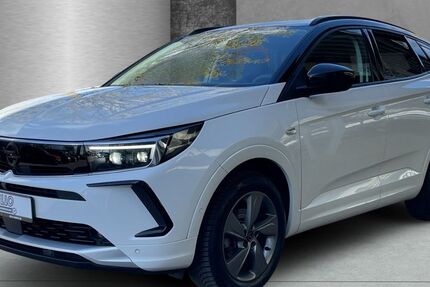Opel Grandland (X) 15.578 km 24.880 &euro; Ahrensburg 22926