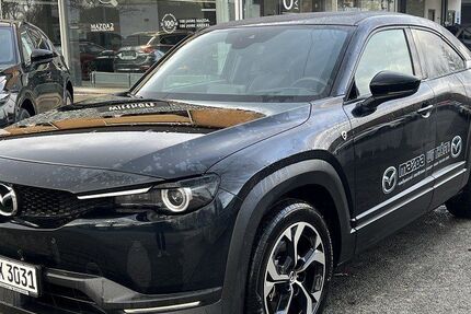 Mazda MX-30 2.948 km 24.990 &euro; Bad Oldesloe 23843