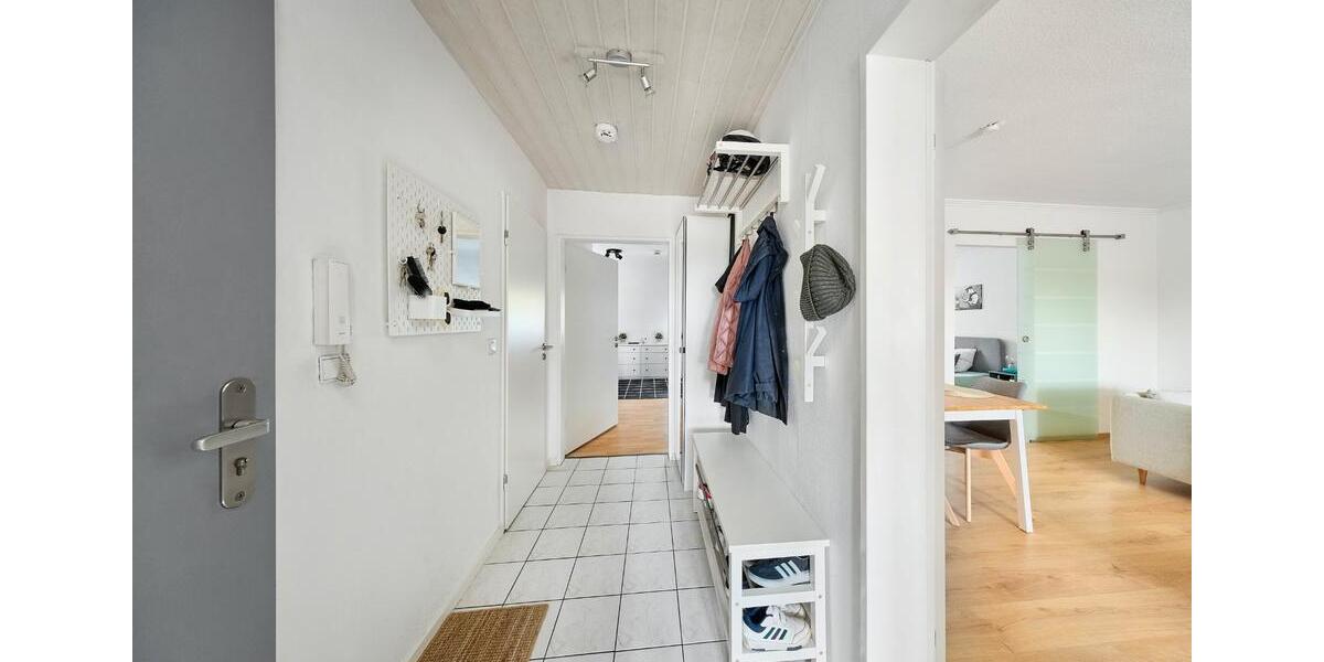Dachgeschoßwohnung Stapelfeld - 3 Zimmer, 71 m&sup2;, 249.000&euro; | Angebot:27271011