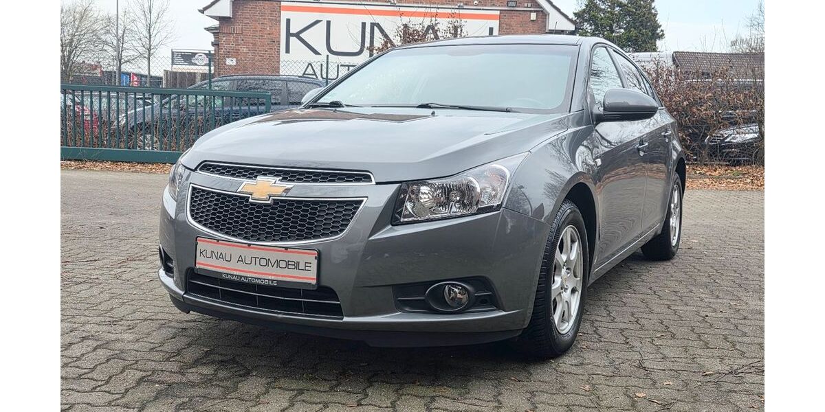 Chevrolet Cruze 152.901 km 5.250 &euro; Hamburg 22453