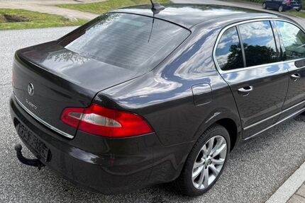 Skoda Superb 104.000 km 6.500 &euro; Hamburg 22143