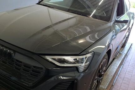 Audi Q8 e-tron 47.451 km 53.990 &euro; Hamburg 22047
