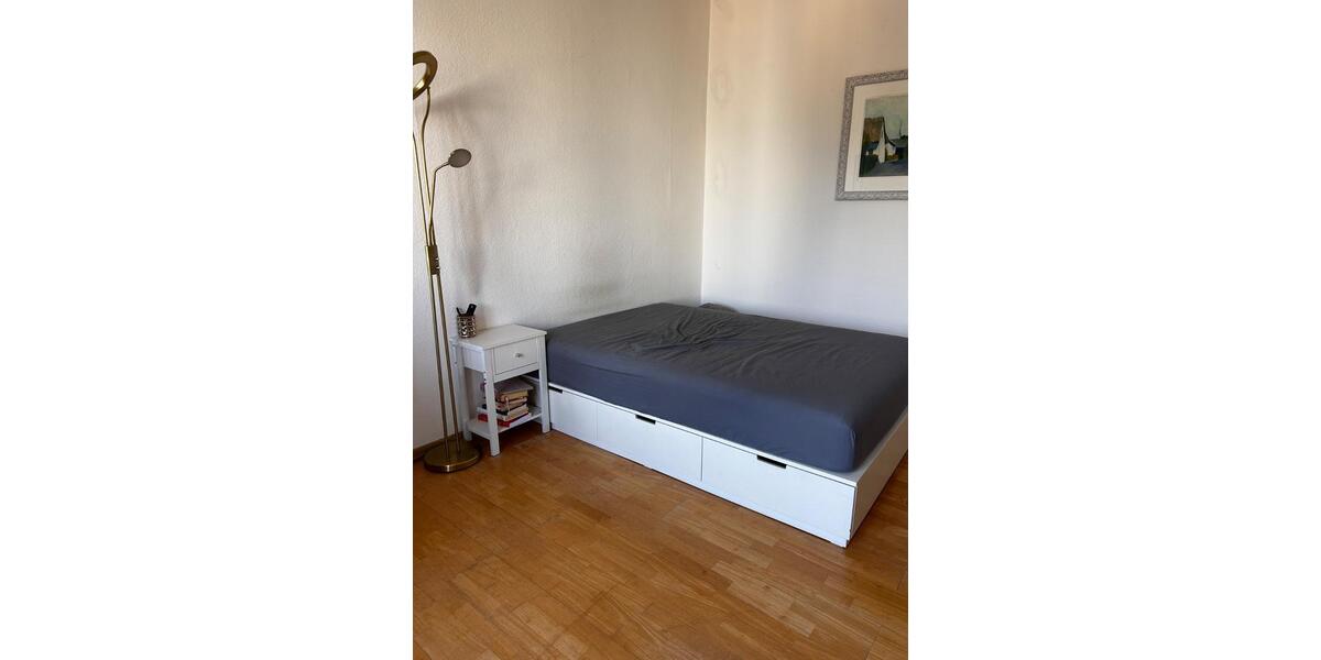 Etagenwohnung Hamburg Eimsbüttel - 1 Zimmer, 35 m&sup2;, 1.050&euro; | Angebot:25999344