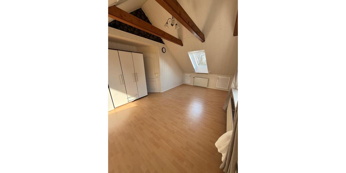 Dachgeschoßwohnung Hamburg Horn - 2 Zimmer, 61 m&sup2;, 950&euro; | Angebot:25643759