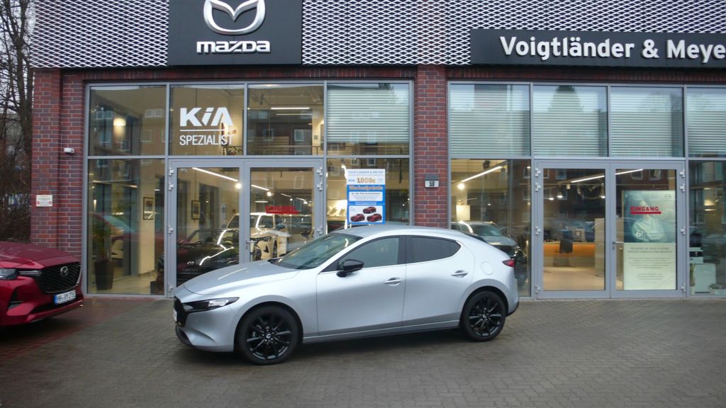 Mazda 3 40.654 km 22.885 &euro; Hamburg 22049