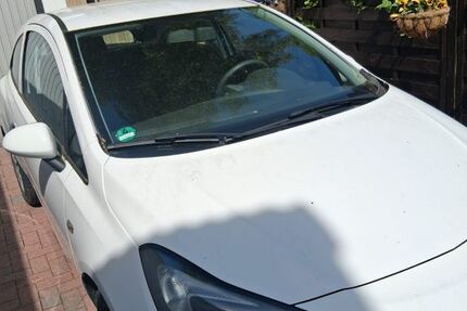 Opel Corsa 19.000 km 7.700 &euro; Hamburg 22119