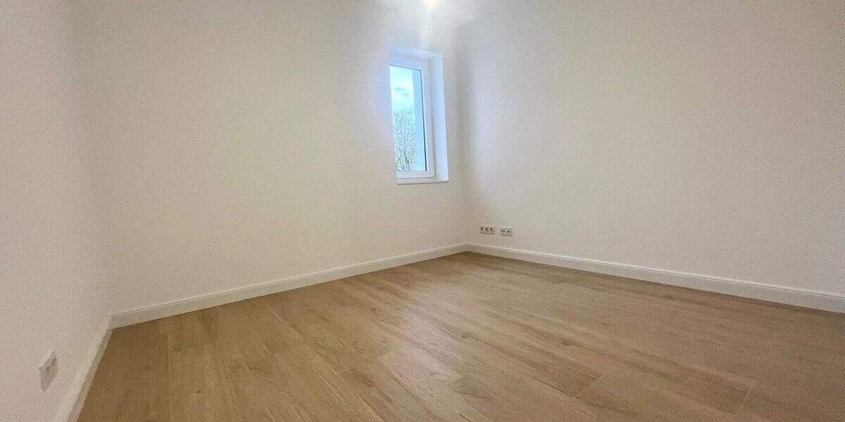 Etagenwohnung Hamburg Uhlenhorst - 3 Zimmer, 90 m&sup2;, 2.700&euro; | Angebot:25748593