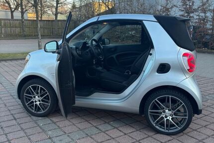 Smart ForTwo 47.000 km 17.490 &euro; Hamburg 22115