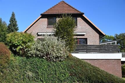 Haus Hoisdorf - 5 Zimmer, 112 m&sup2;, 1.900&euro; | Angebot:25156381