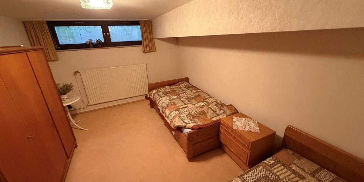 Bungalow Uetersen - 3 Zimmer, 156 m&sup2;, 480.000&euro; | Angebot:25742356