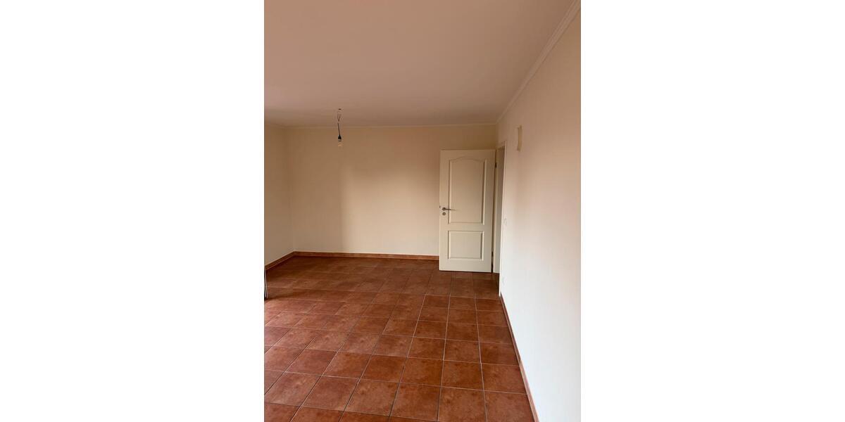 Erdgeschoßwohnung Todesfelde - 3 Zimmer, 92 m&sup2;, 990&euro; | Angebot:25908276