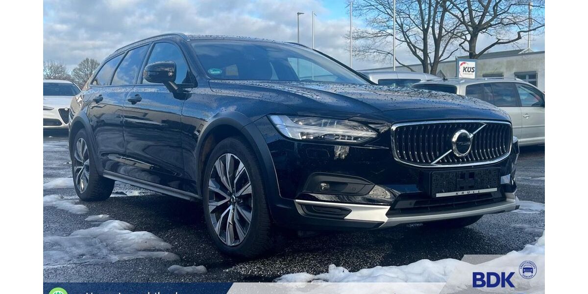 Volvo V90 Cross Country 150.000 km 23.800 &euro; Quickborn 25451