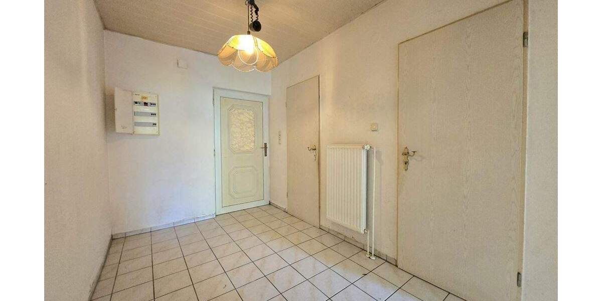 Etagenwohnung Nahe - 6 Zimmer, 145 m&sup2;, 299.000&euro; | Angebot:25682395