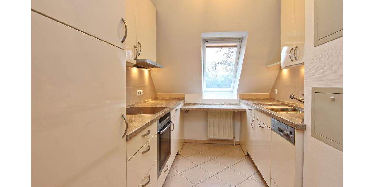 Etagenwohnung Hamburg-Poppenbüttel Poppenbüttel - 2 Zimmer, 81 m&sup2;, 377.000&euro; | Angebot:25770088
