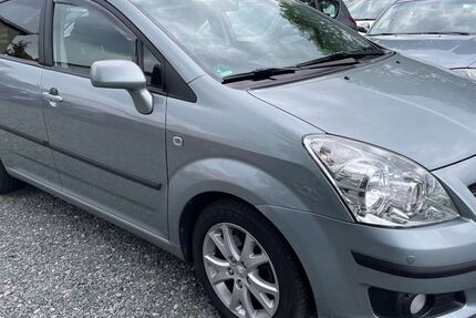 Toyota Verso 159.500 km 5.490 &euro; Hamburg 21073