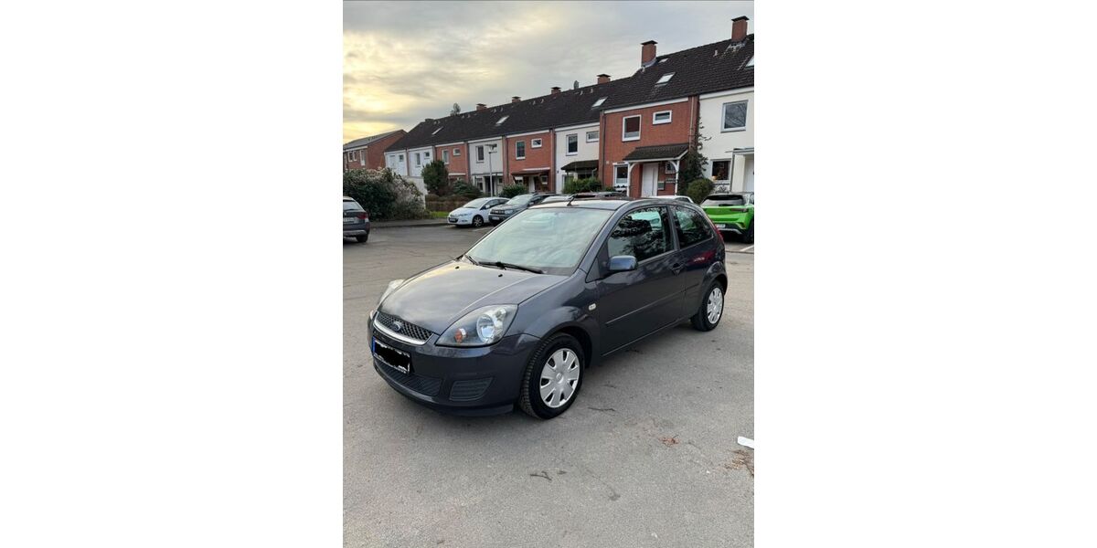 Ford Fiesta 125.000 km 2.200 &euro; Hamburg 20537