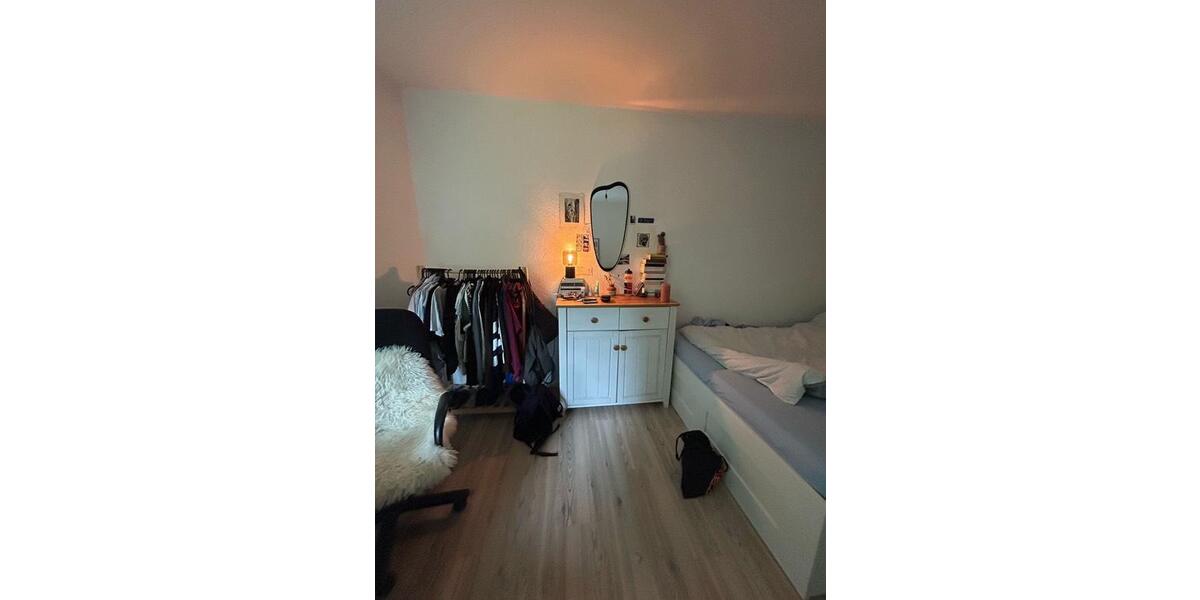 Erdgeschoßwohnung Hamburg Schnelsen - 1 Zimmer, 27 m&sup2;, 550&euro; | Angebot:25876249