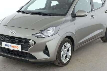 Hyundai i10 51.648 km 13.880 &euro; Hamburg 22529